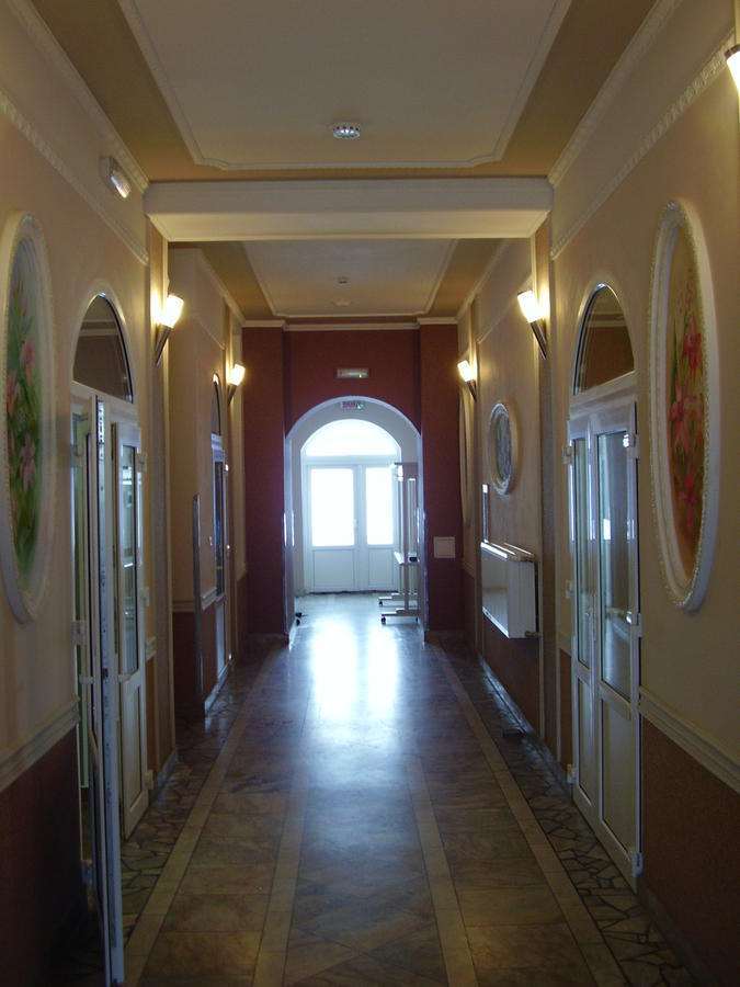 Prezident Hotel Terebesfejérpatak Kültér fotó