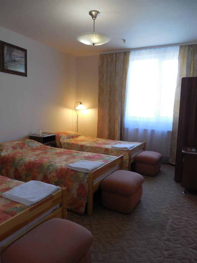 Prezident Hotel Terebesfejérpatak Kültér fotó
