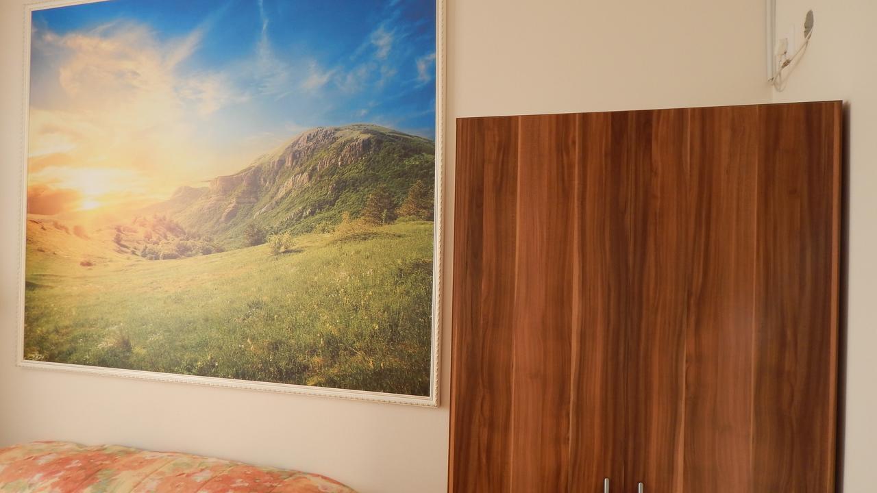 Prezident Hotel Terebesfejérpatak Kültér fotó