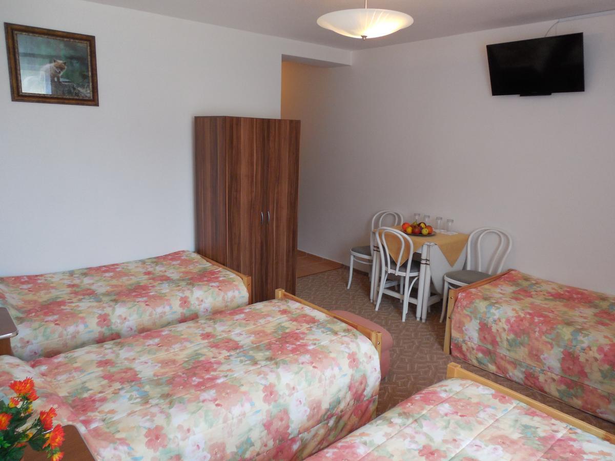 Prezident Hotel Terebesfejérpatak Szoba fotó